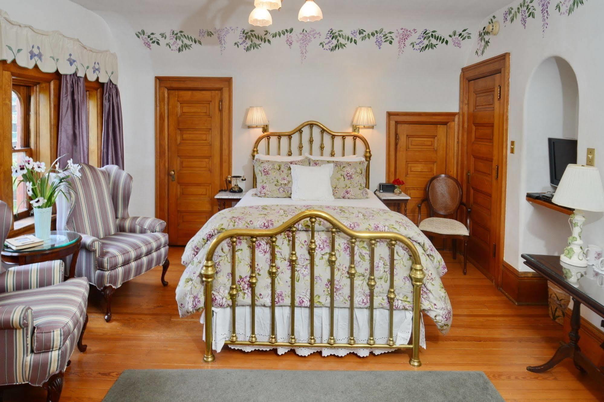 Capitol Hill Mansion B&B Inn Денвер Экстерьер фото