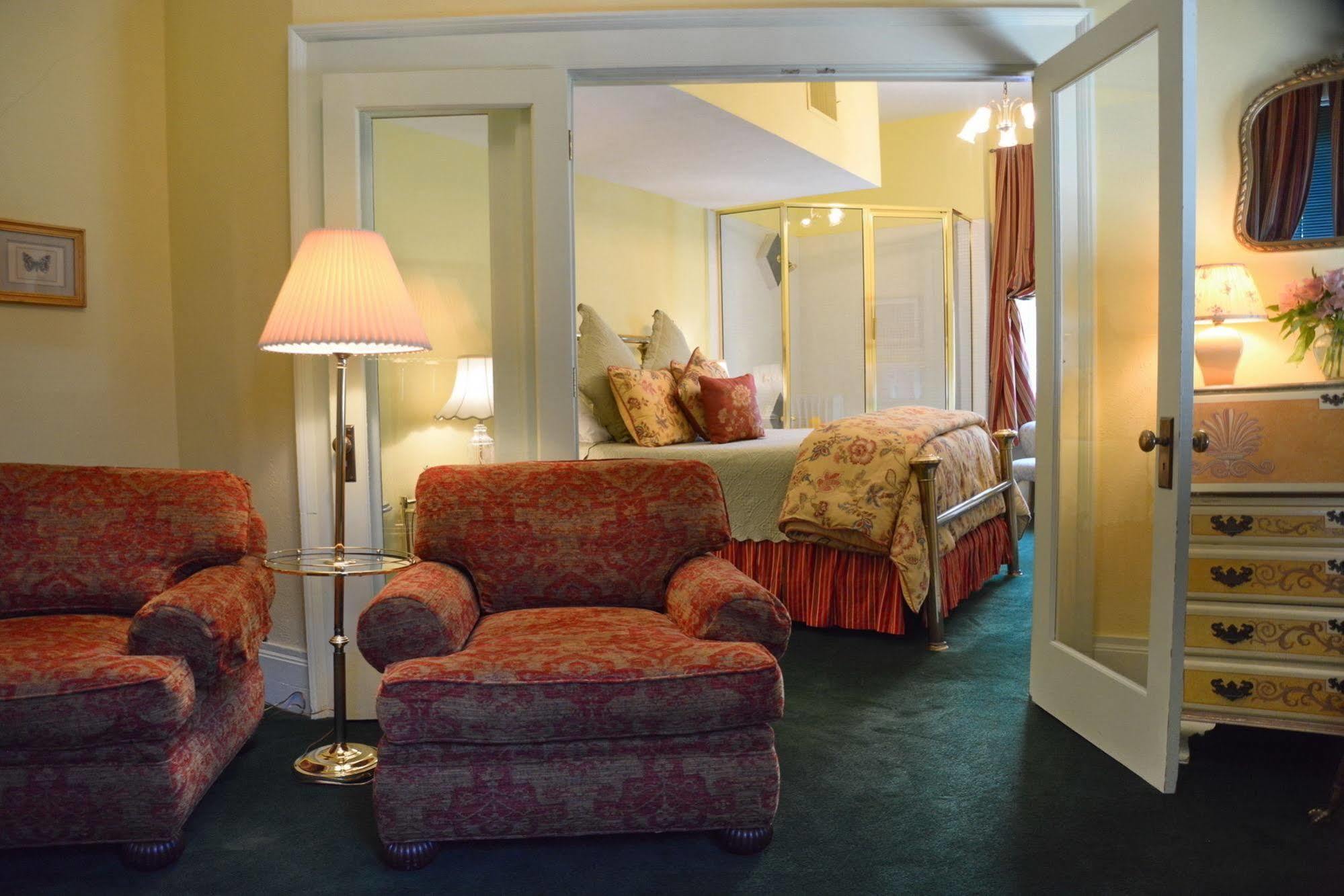 Capitol Hill Mansion B&B Inn Денвер Экстерьер фото